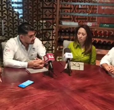 Firman convenio para reactivar la economía