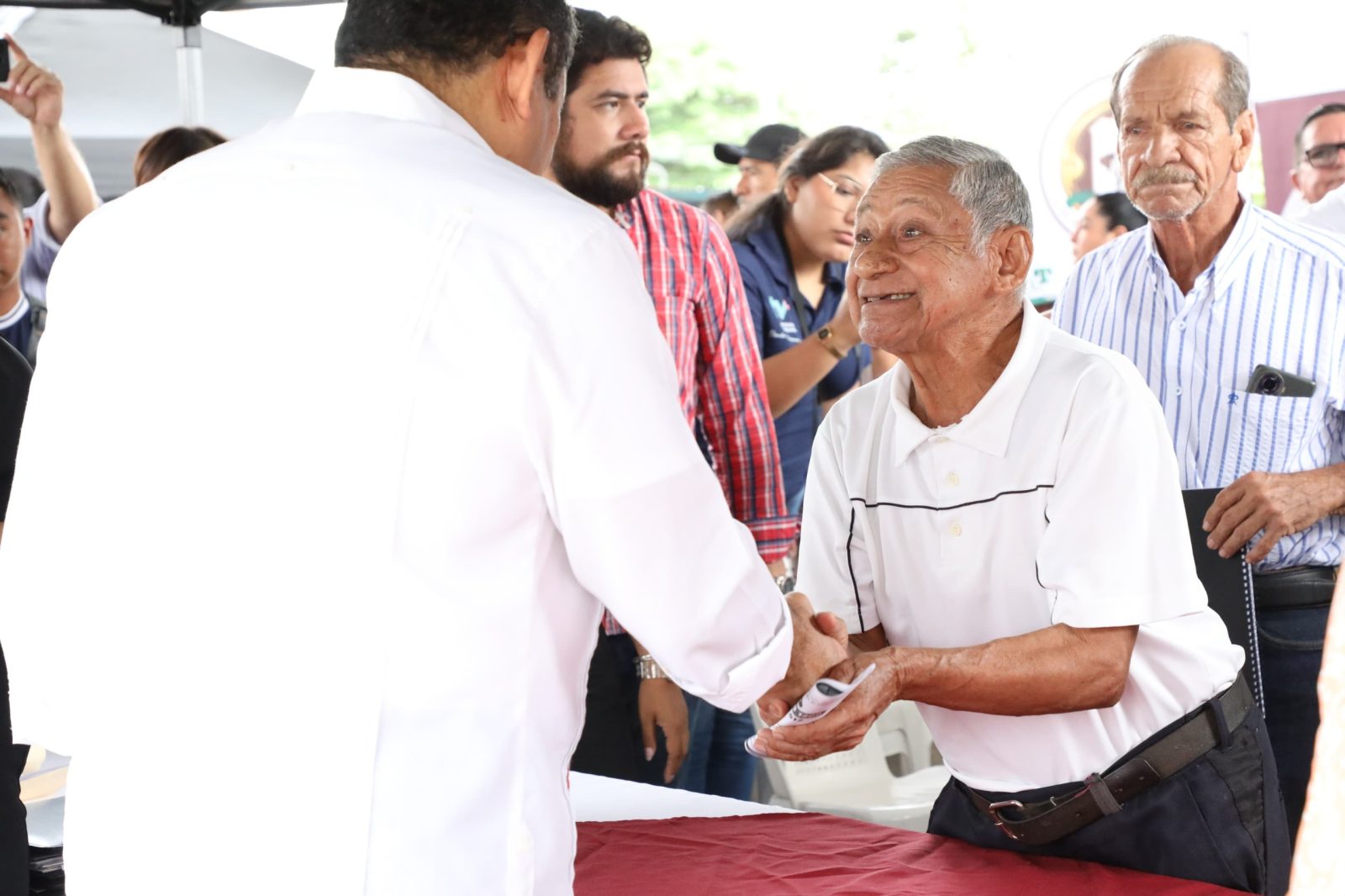 Gobierno viene al encuentro con el pueblo