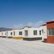 Infonavit alista programa para regularizar viviendas