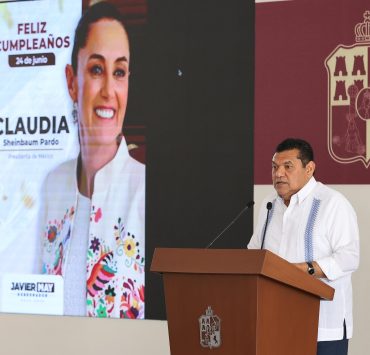 Javier May refrenda compromiso con la transparencia