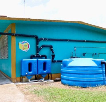 Rotoplas e Isla Urbana acceso al agua en tres escuelas del municipio de Teapa