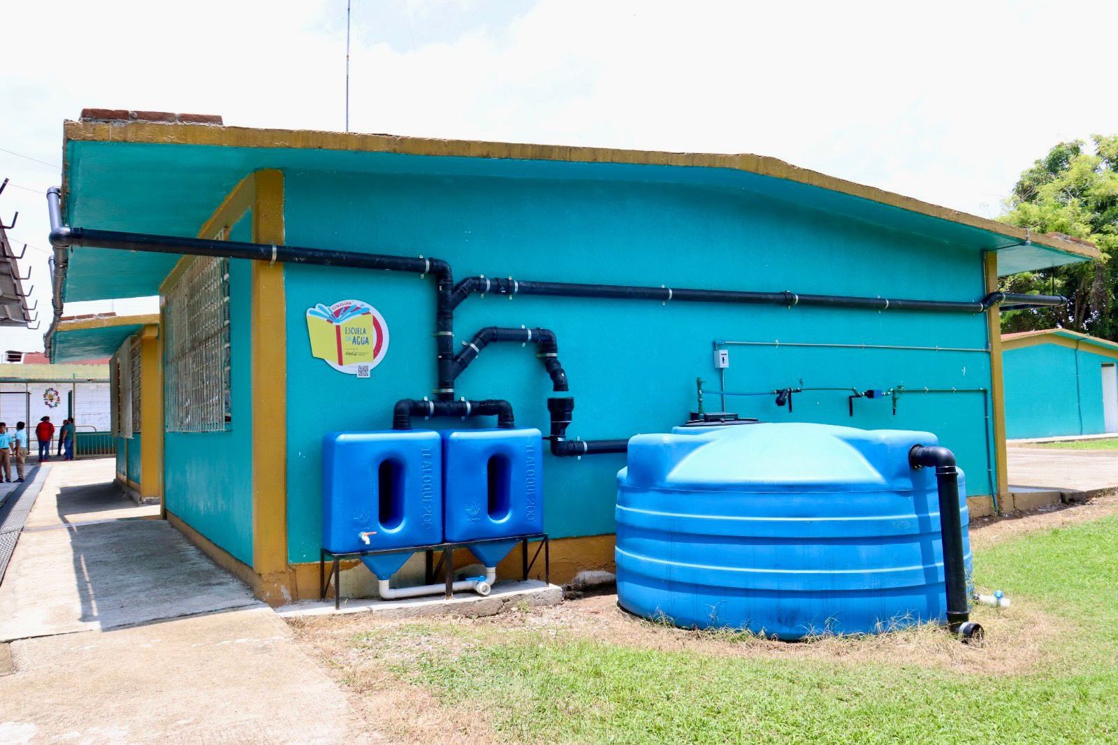 Rotoplas e Isla Urbana acceso al agua en tres escuelas del municipio de Teapa