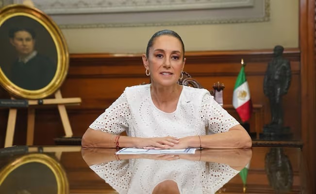 Sheinbaum pide a población de costas del sur estar alerta