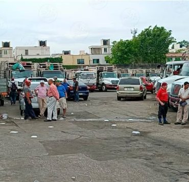 Trabajadores de limpia del Ayuntamiento de Centro se manifiestan