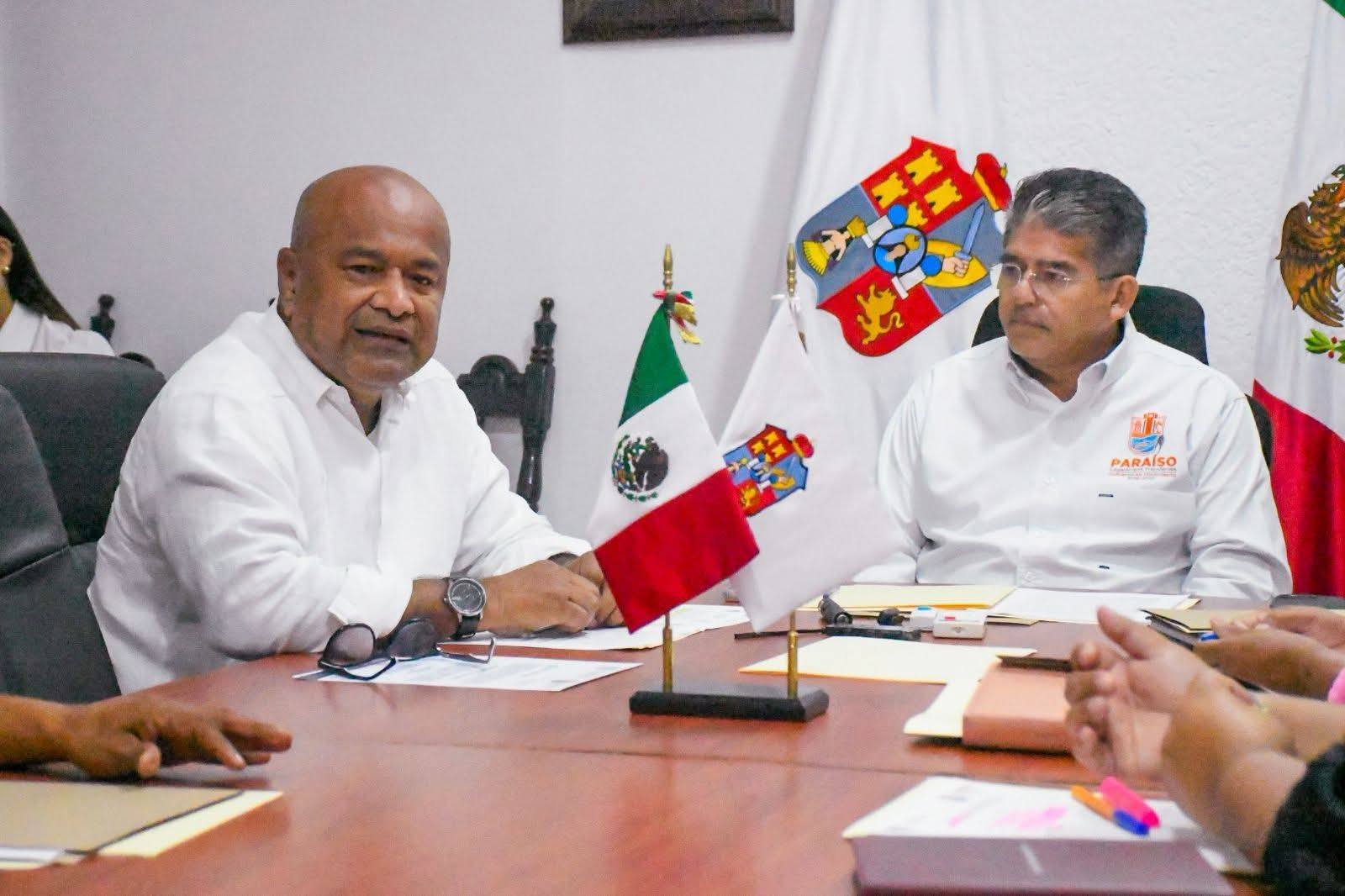 tomó protesta a Carlos Alberto Ramón Güemes