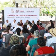 CERTT entrega títulos de propiedad
