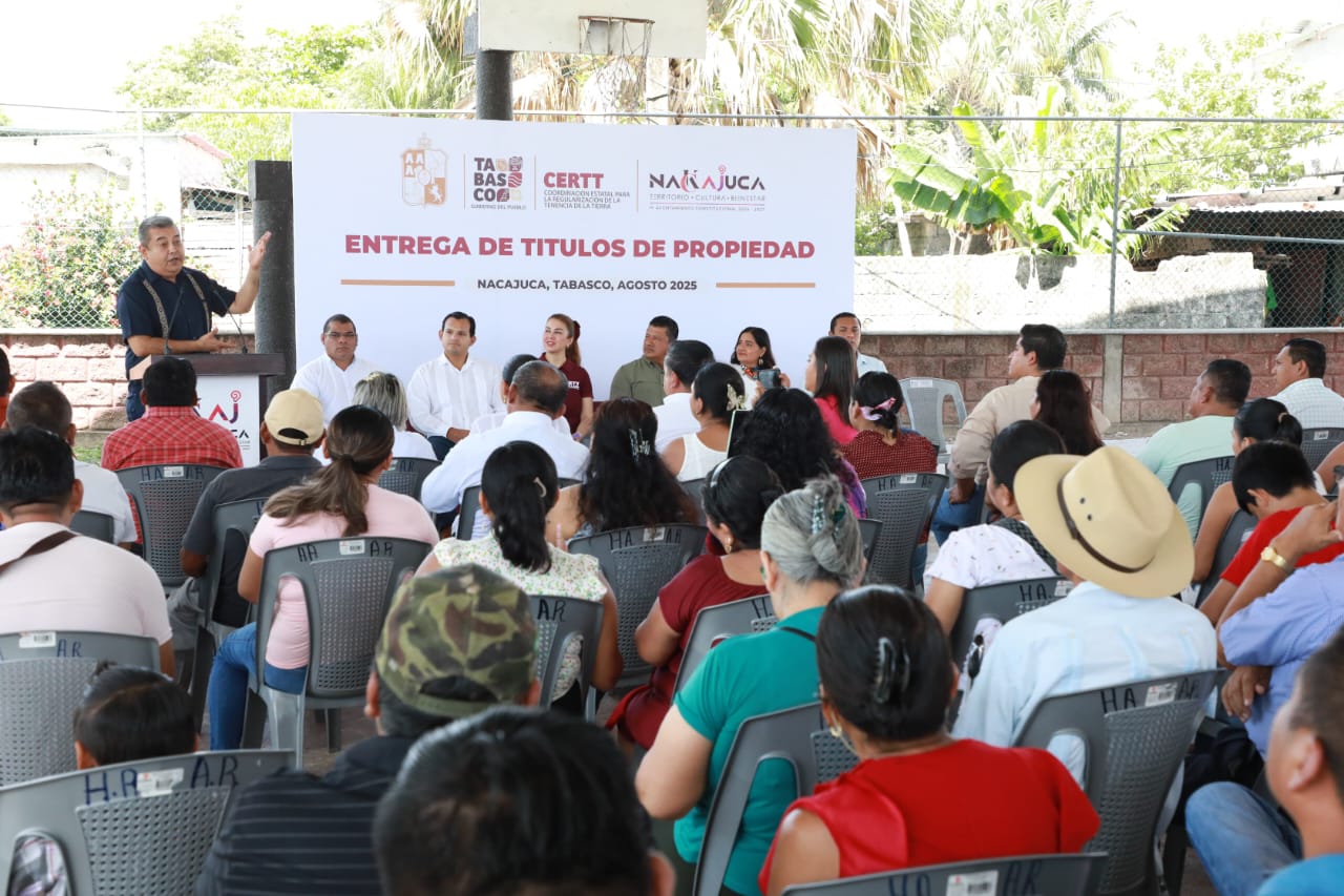 CERTT entrega títulos de propiedad