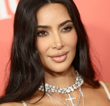 Kim Kardashian viaja a México para realizarse un procedimiento prohibido en EEUU