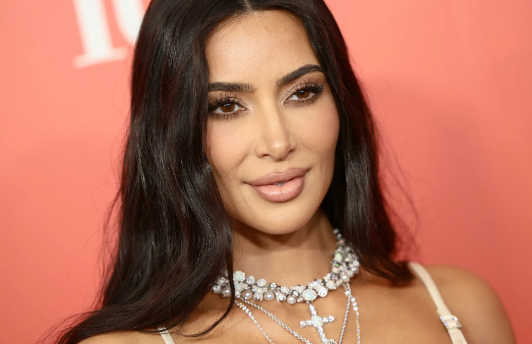 Kim Kardashian viaja a México para realizarse un procedimiento prohibido en EEUU
