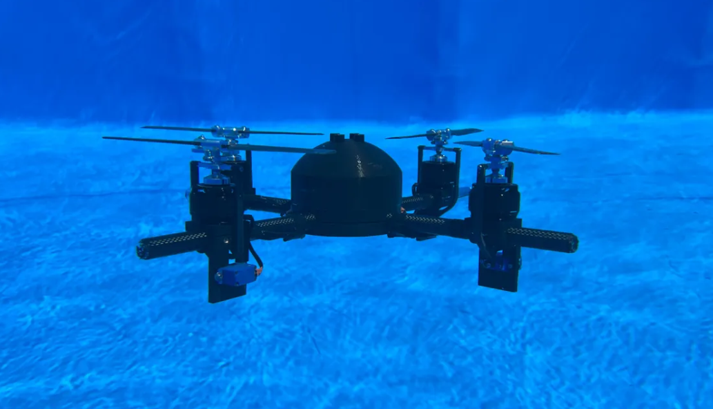 Estudiantes crean dron híbrido con capacidades impresionantes