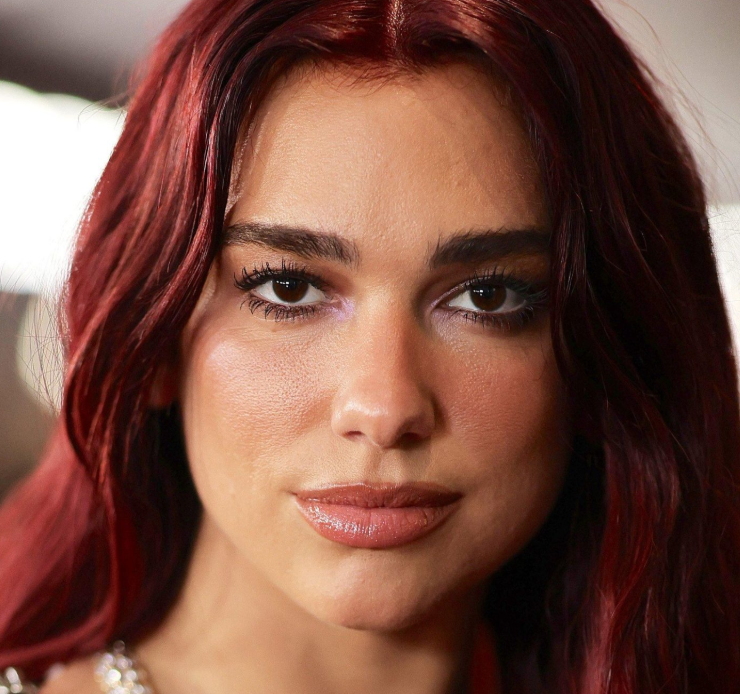 Dua Lipa se sincera sobre los retos que le trajeron su cambio de look