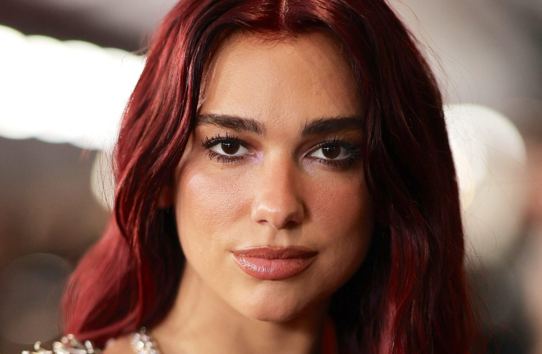 Dua Lipa se sincera sobre los retos que le trajeron su cambio de look