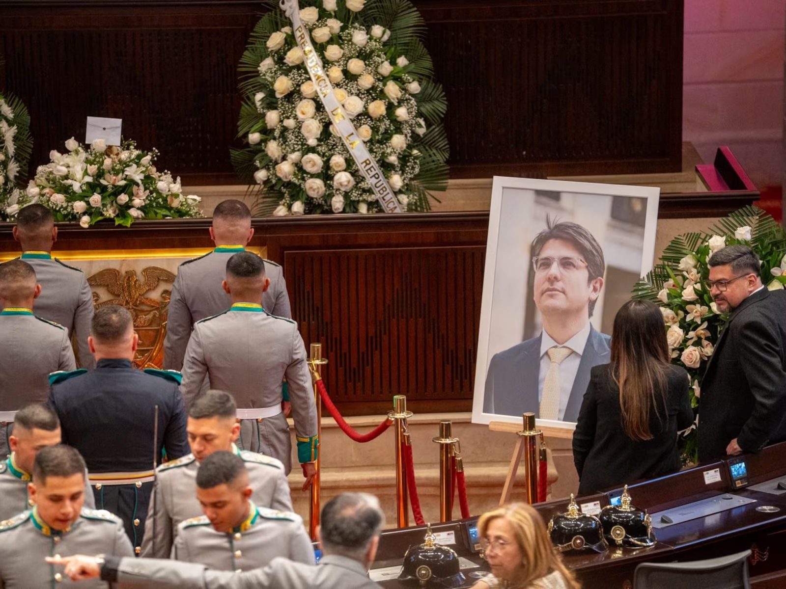 Homenaje póstumo a Miguel Uribe Turbay