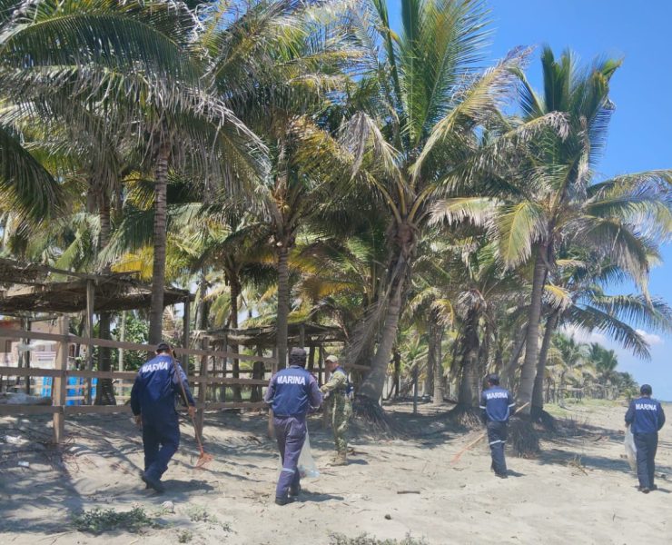 Marina impulsa la limpieza de playas y costas en Tabasco