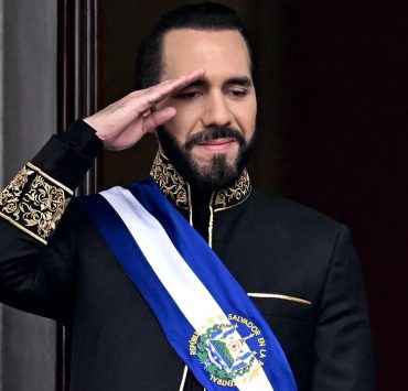 Nayib Bukele defiende reformas