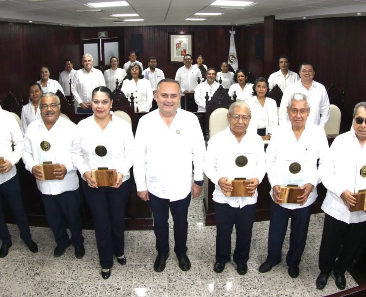 Última sesión del pleno del TSJ rinde homenaje a magistrados