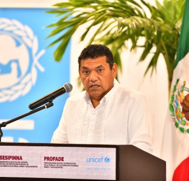 Afirma Javier May que la salud infantil es prioridad de su gobierno