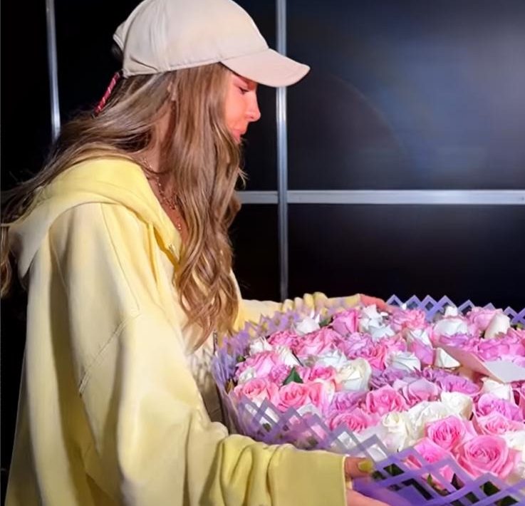 Shakira le dio lujoso regalo a Belinda durante su último concierto