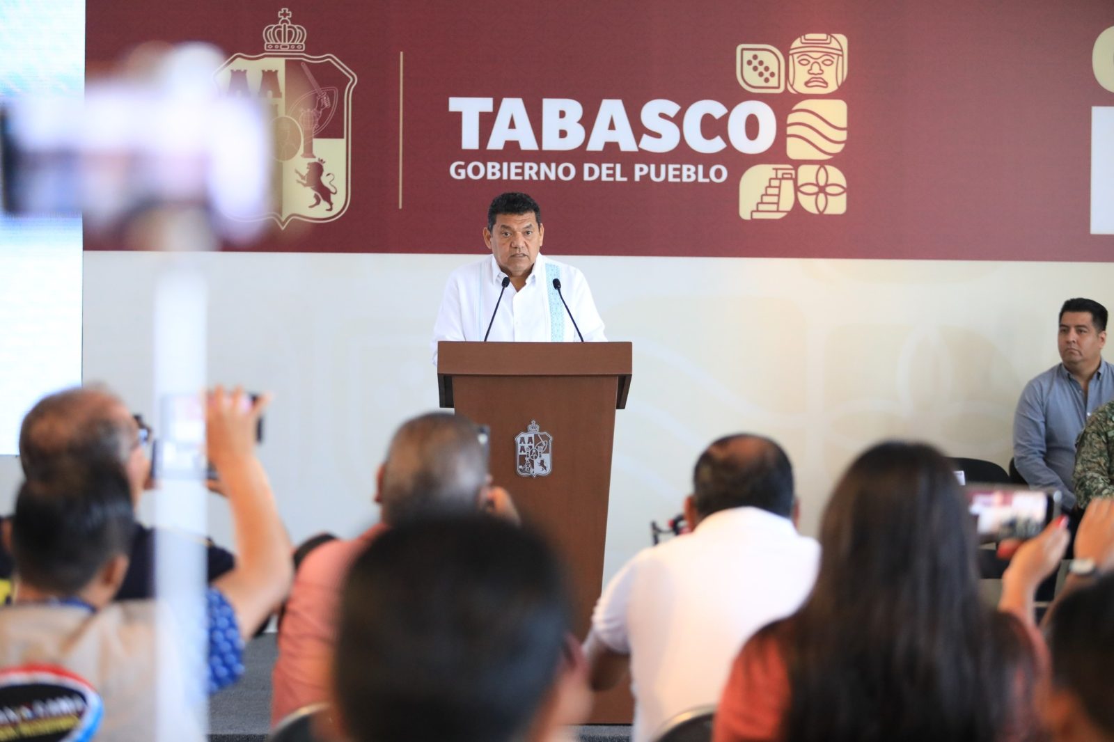 Invita el Gobernador Javier May Rodríguez Festejar las Fiestas Patrias