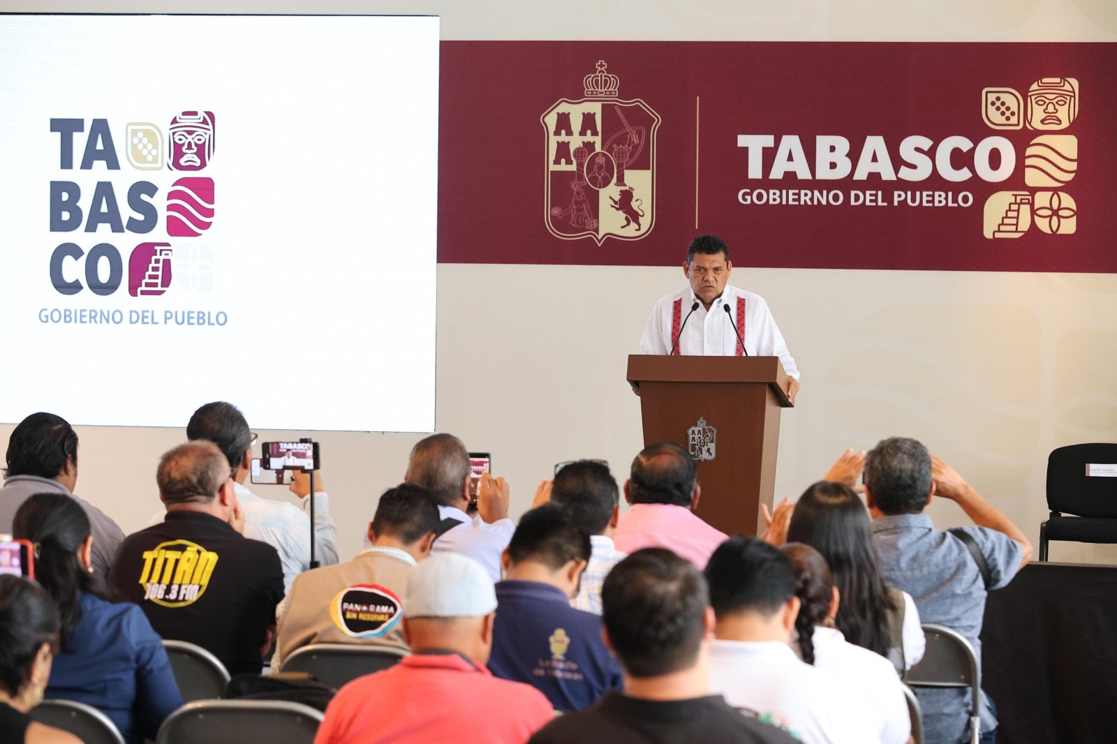 obras en los 17 municipios