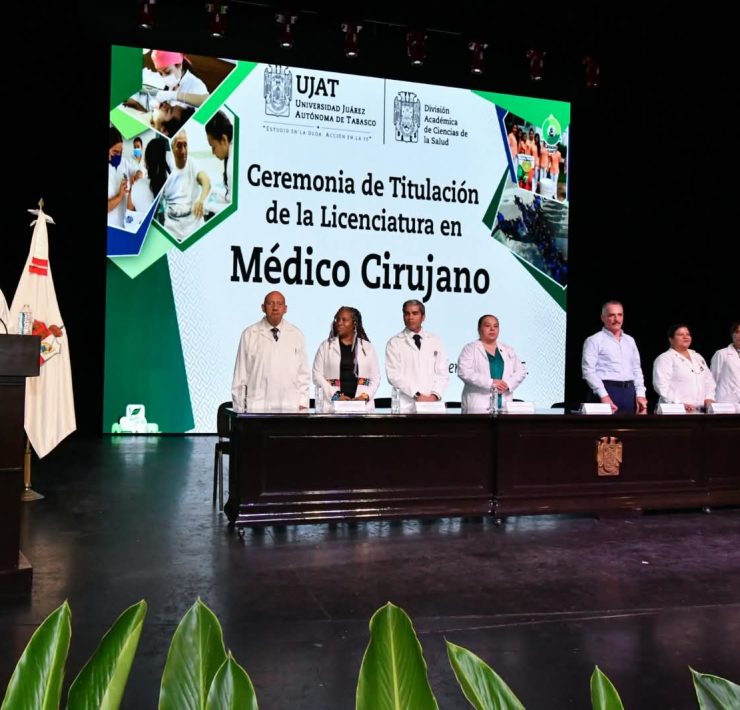 Un orgullo que la calidad de médicos cirujanos de la UJAT