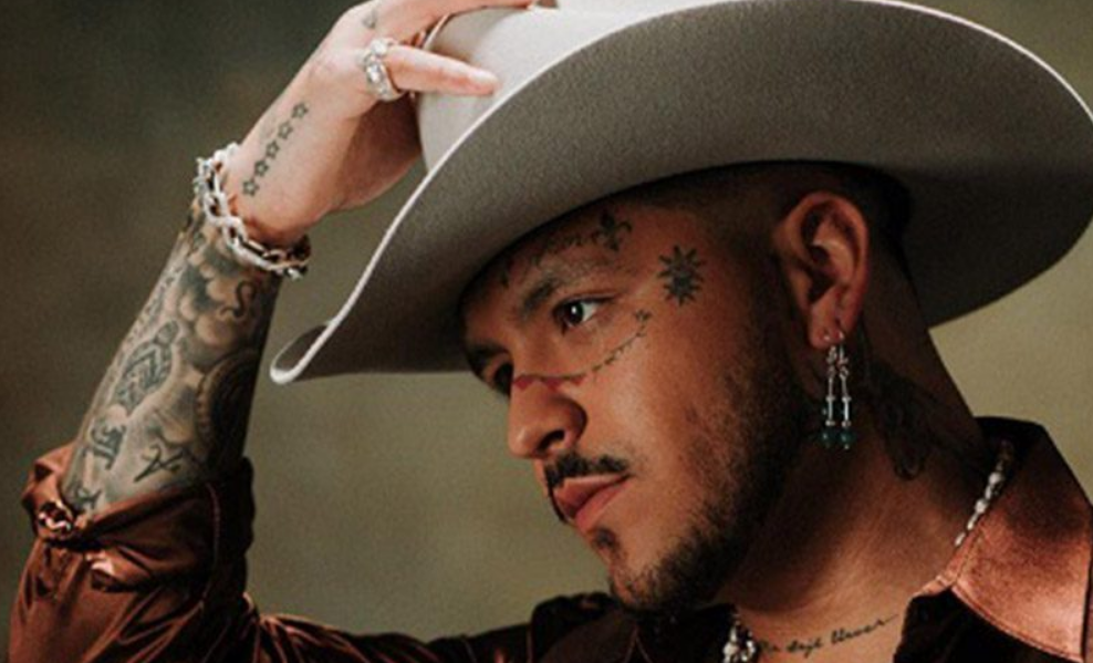 Christian Nodal baja ventas: ¿por qué el público le da la espalda?