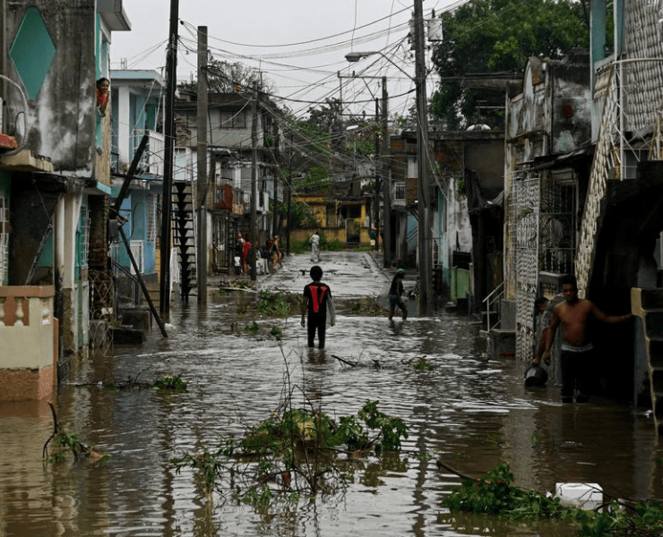 El huracán Melissa deja al menos 32 muertos
