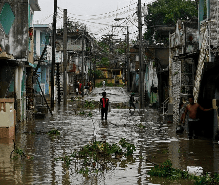 El huracán Melissa deja al menos 32 muertos