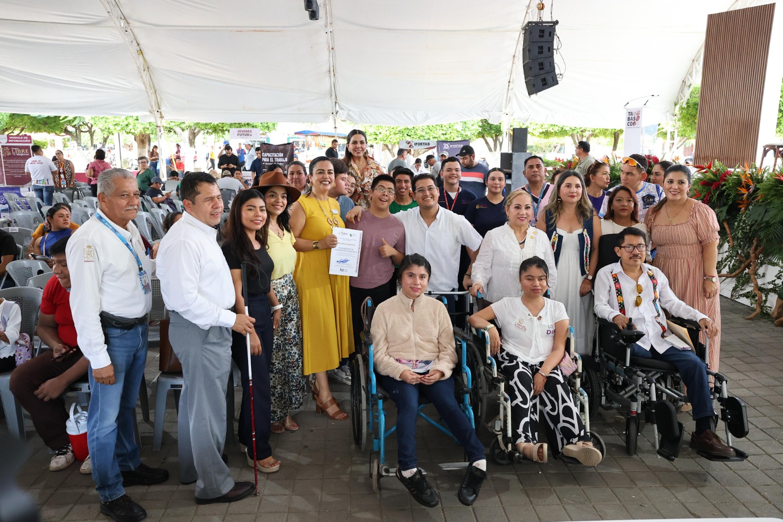 Realizan Feria Nacional de Empleo para Grupos Vulnerables 2025