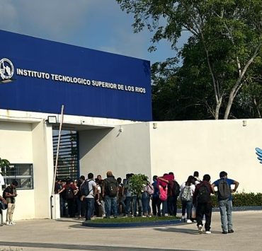 Toman entrada de Tec de Balancán