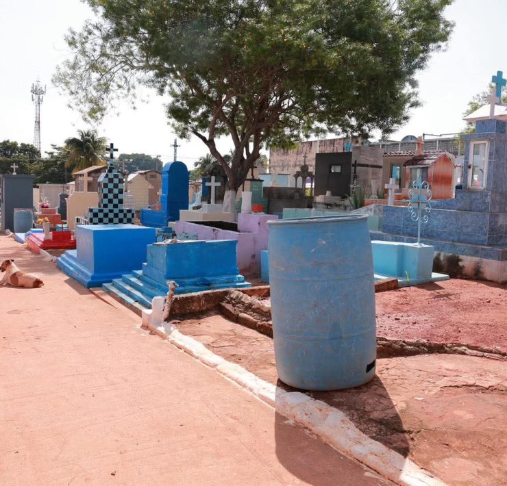 mantenimiento de panteones en Atasta y Tamulté