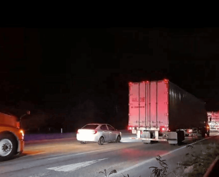 Cañeros levantan bloqueo