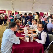 Funcionarias del TSJ acercan la justicia al pueblo en Comalcalco