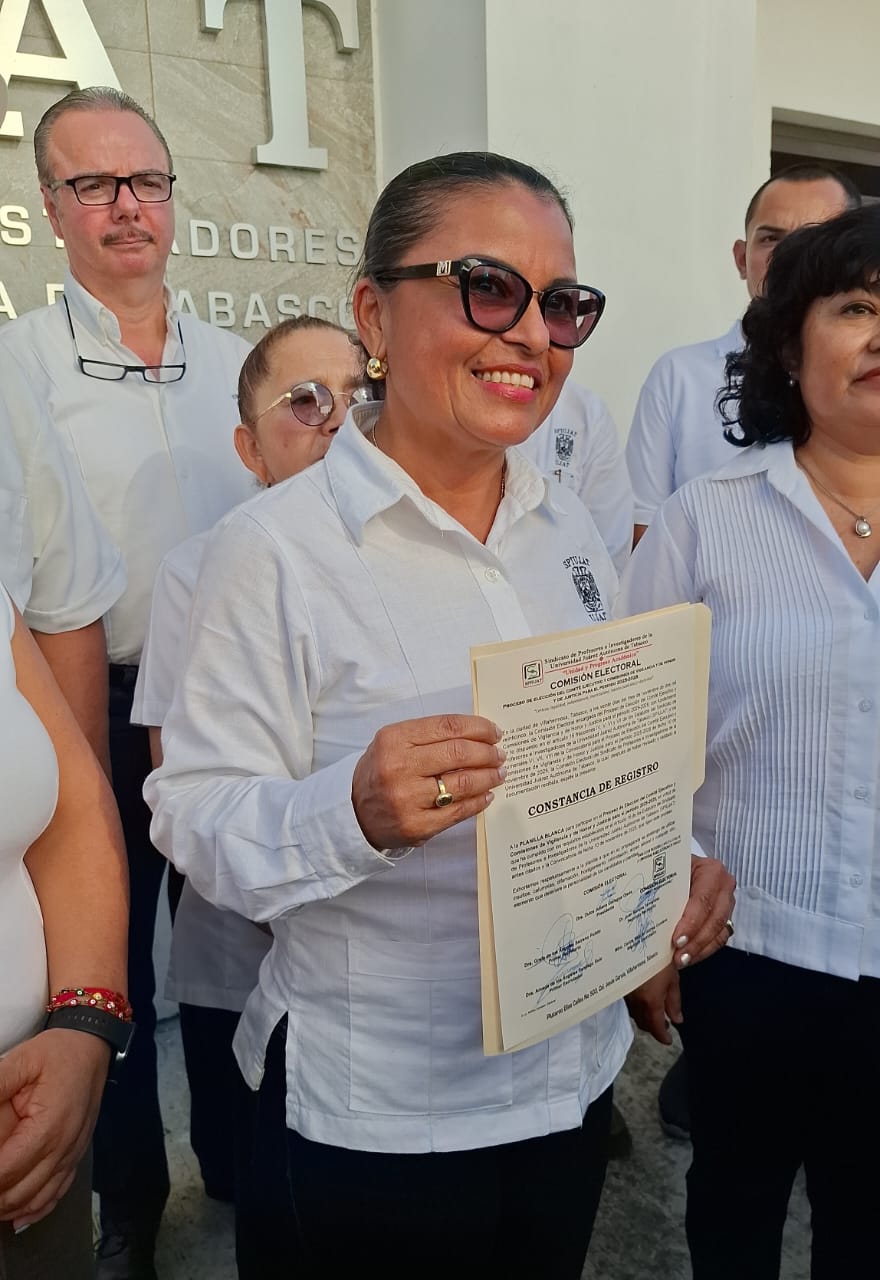 Trayectoria profesional de la Dra Margarita Rodríguez Falcón
