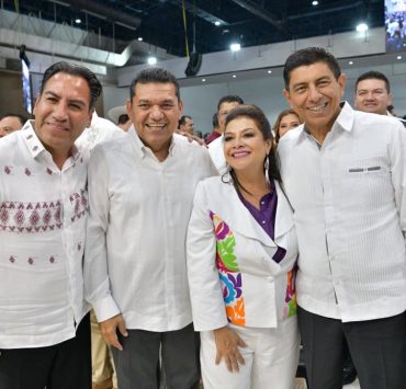 Coinciden mandatario de otros estados que se sentaron las bases del progreso en Tabasco
