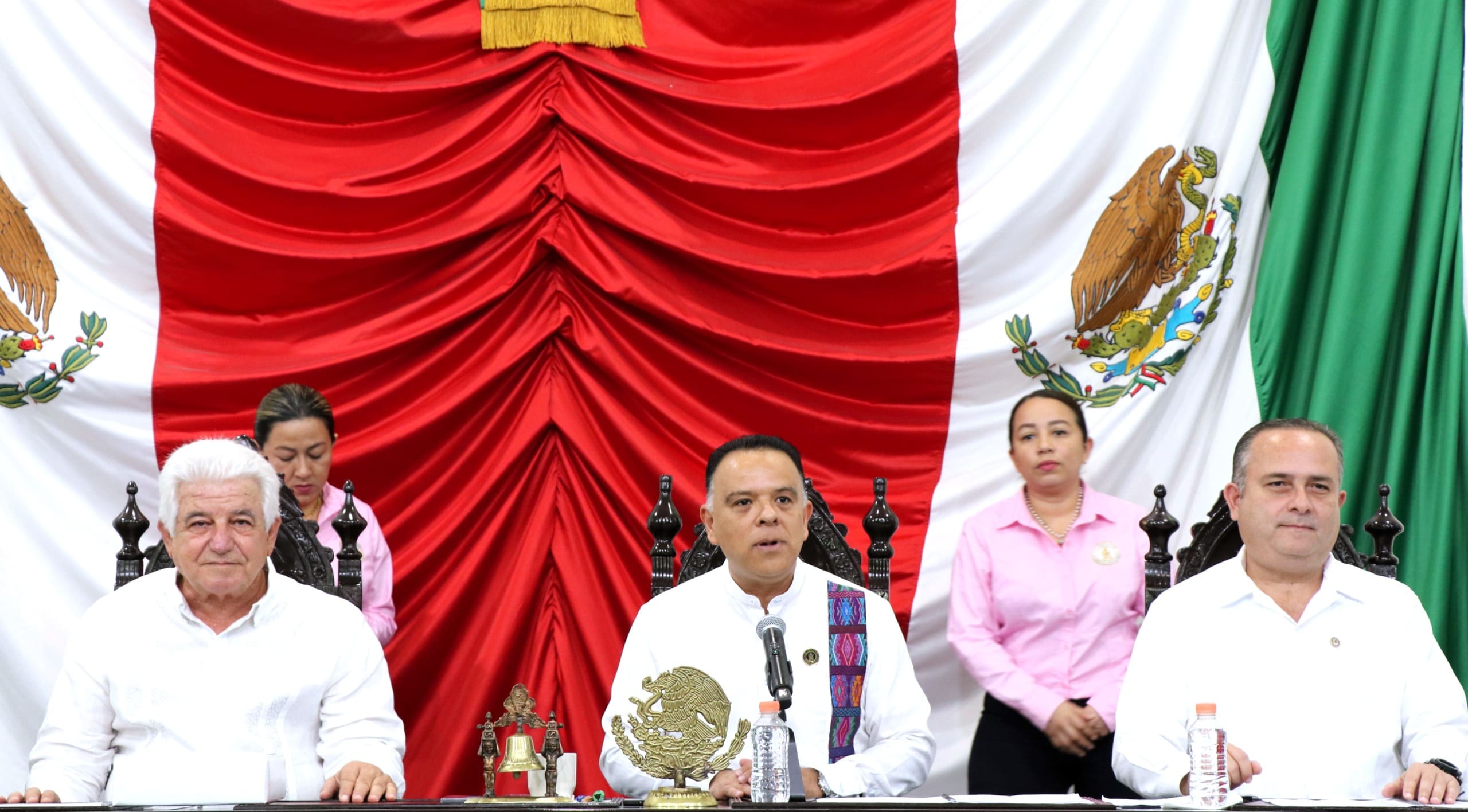entrega del Primer Informe de Gobierno ante el Congreso