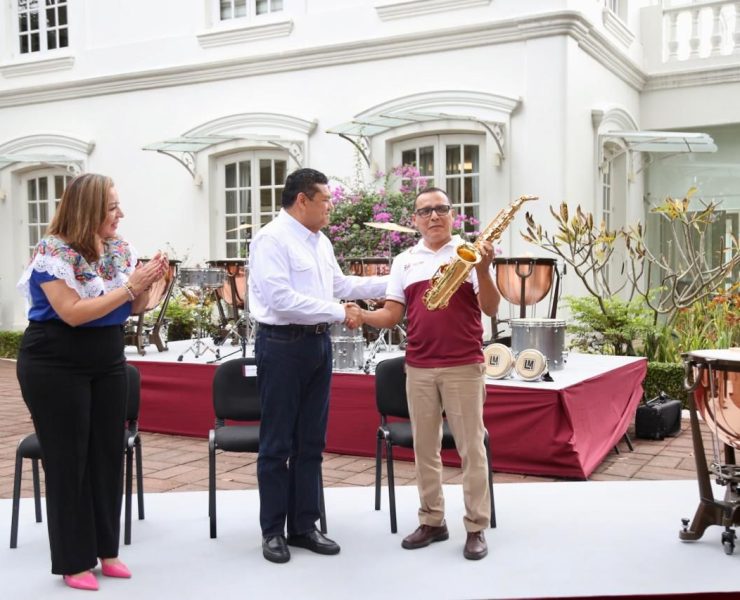 Centro Cultural Quinta Grijalva con instrumentos nuevos y de calidad entregados por el Gobernador de Tabasco