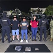 Detienen a tres personas por presuntos delitos contra la salud en Centro