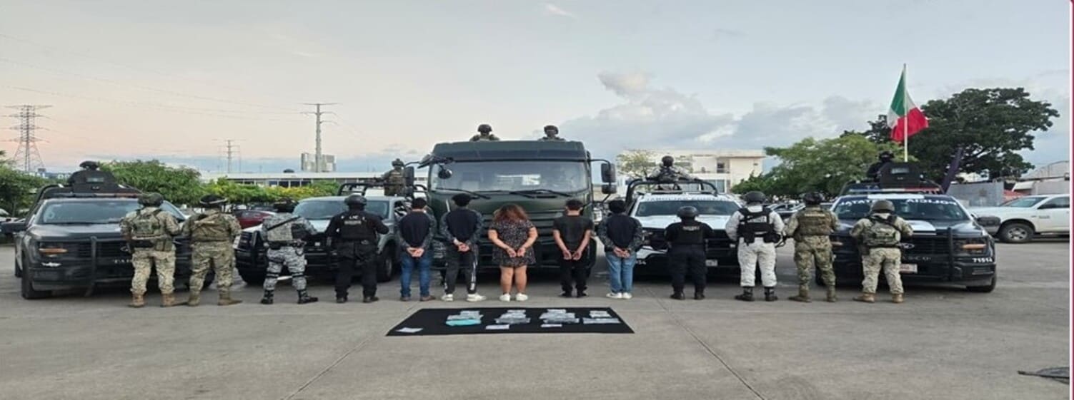 En Cárdenas detiene la FIRT a cinco personas