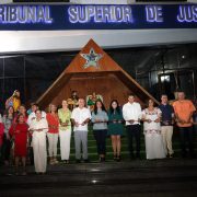 Inauguran nacimiento navideño del Voluntariado