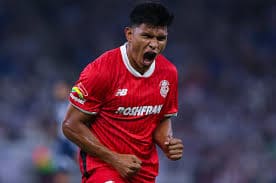 Jesús Gallardo, orgulloso tabasqueño y figura del Toluca, llega a la final del Apertura 2025 como uno de los laterales más sólidos de la Liga MX.