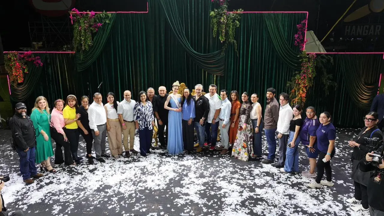 Miles de familias recibieron a Miss Universo 2025 en Tabasco