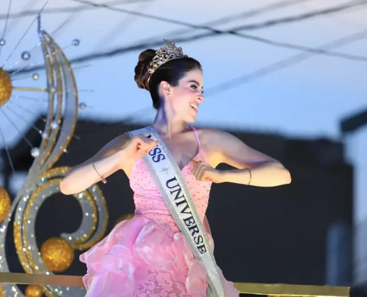 Miss Universo recibió una soberana bienvenida en Tabasco