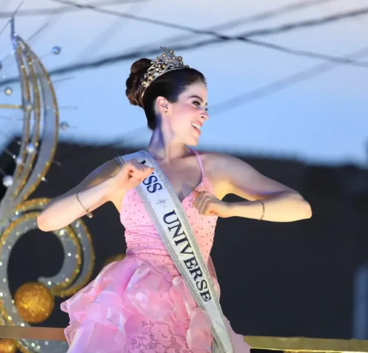 Miss Universo recibió una soberana bienvenida en Tabasco