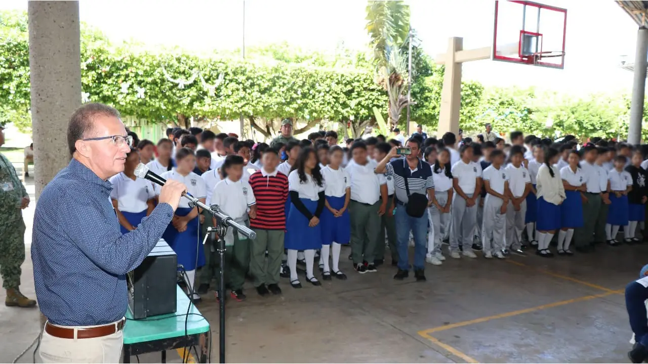 Pláticas de prevención del delito protegen estudiantes