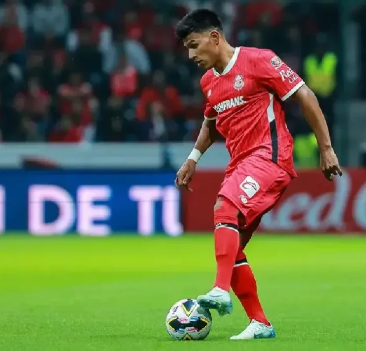 Primer futbolista tabasqueño bicampeón hace historia