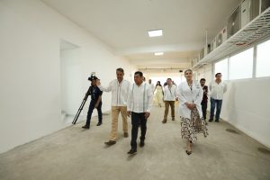 El gobernador Javier May Rodríguez informó que no hay emergencia sanitaria por sarampión en Tabasco, gracias a la alta cobertura de vacunación y a las acciones preventivas implementadas por el sector salud.