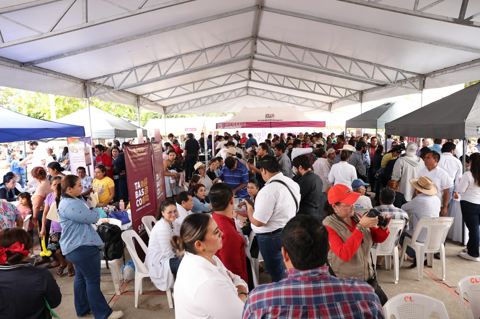 Apoyos a estudiantes y deportistas