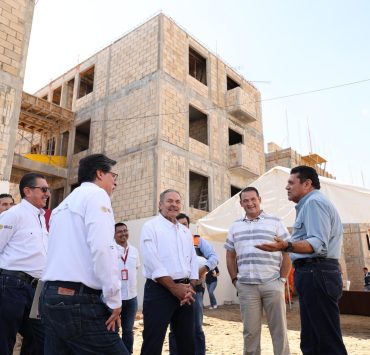 Avanza construcción de desarrollos habitacionales en Centro