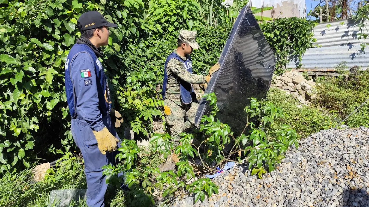 Campaña de descacharrización en Centla con participación de la Marina